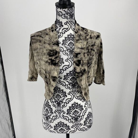 Sweaters - Grievergate Brown Black Mineral Wash Thermal Textured Shrug. Size Medium.